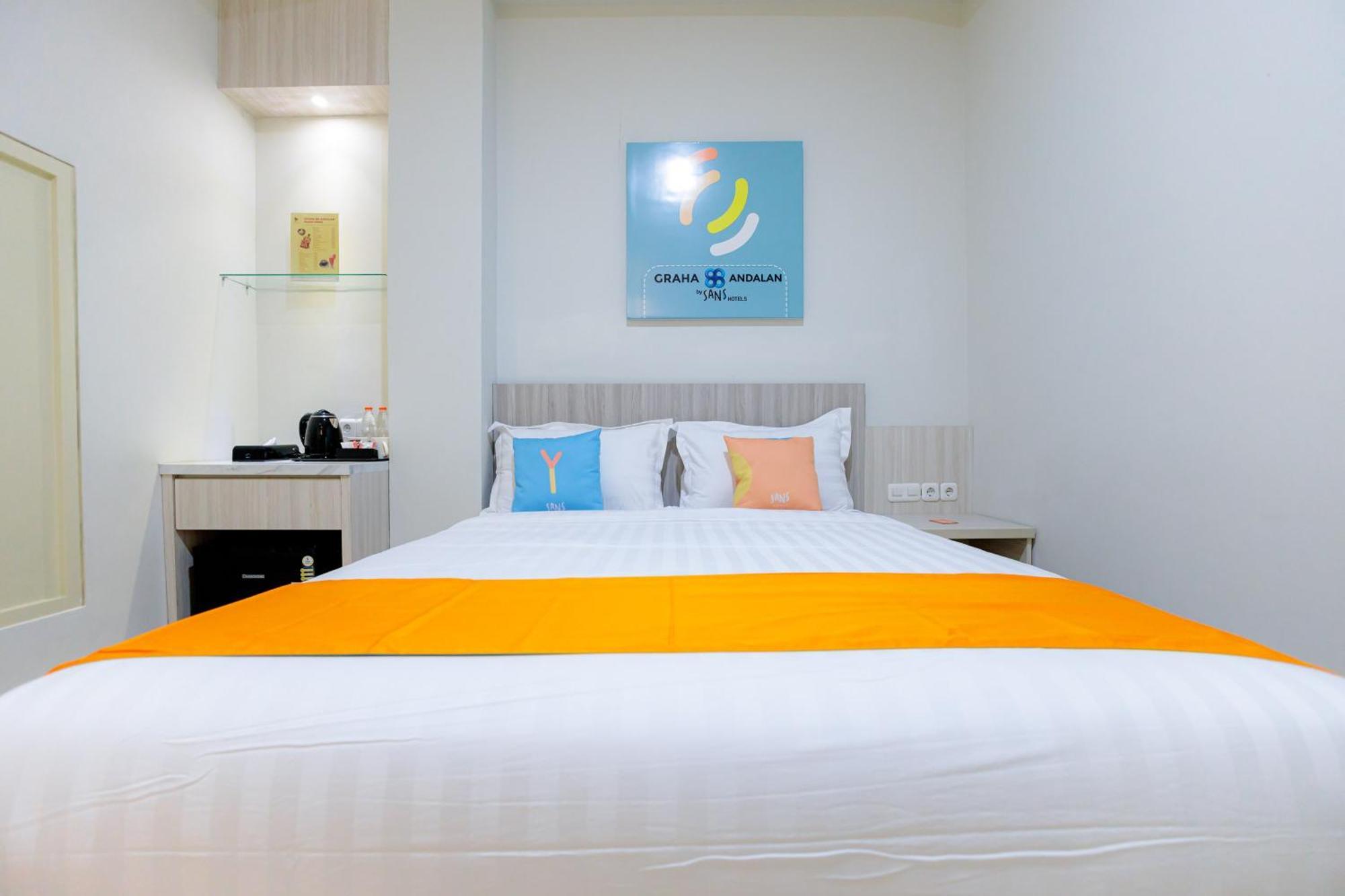 Sans Hotel 88 Andalan Surabaya By Reddoorz Kültér fotó