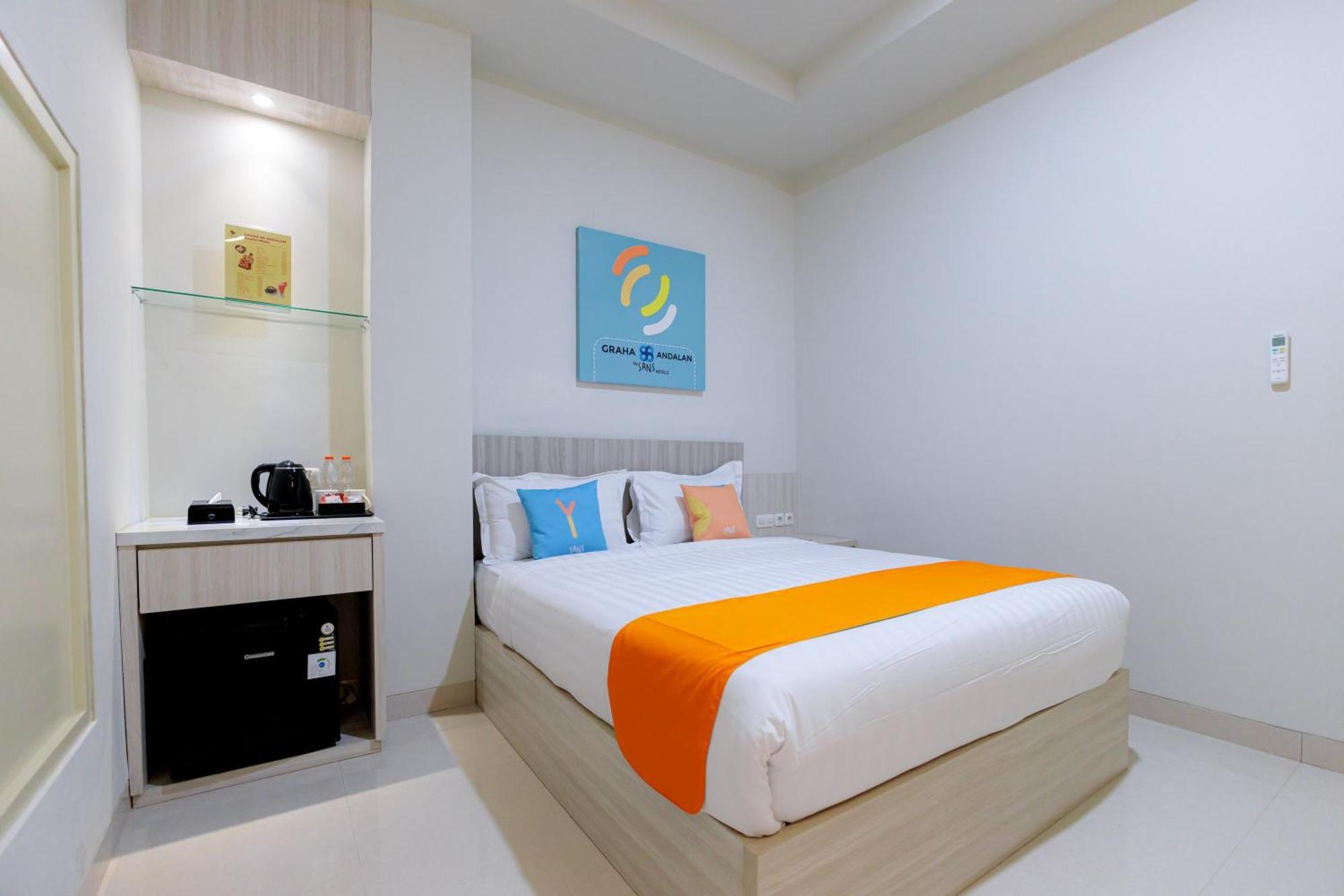 Sans Hotel 88 Andalan Surabaya By Reddoorz Kültér fotó