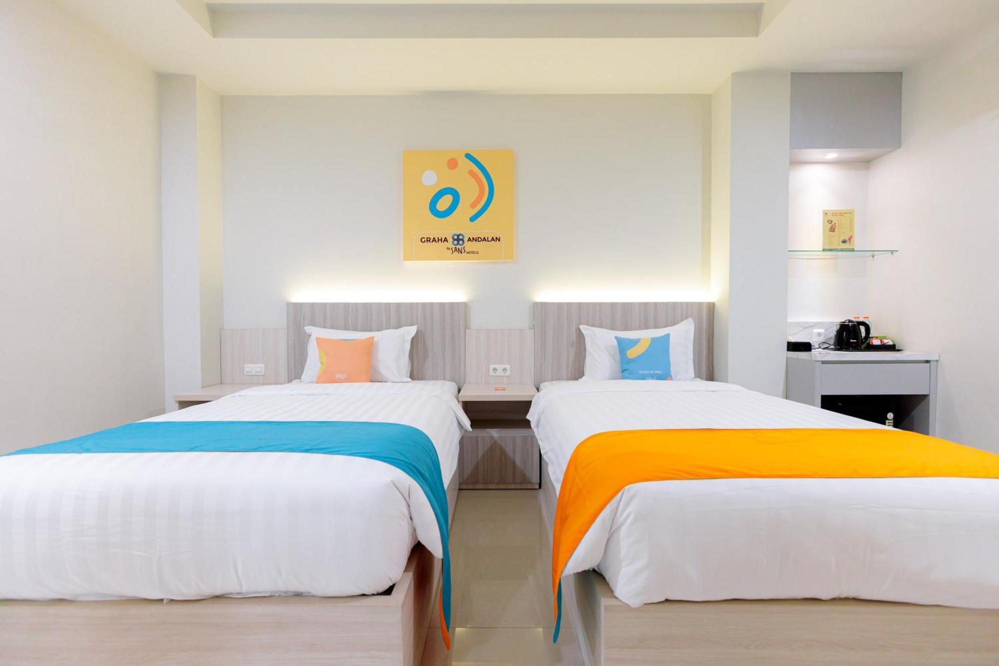 Sans Hotel 88 Andalan Surabaya By Reddoorz Kültér fotó
