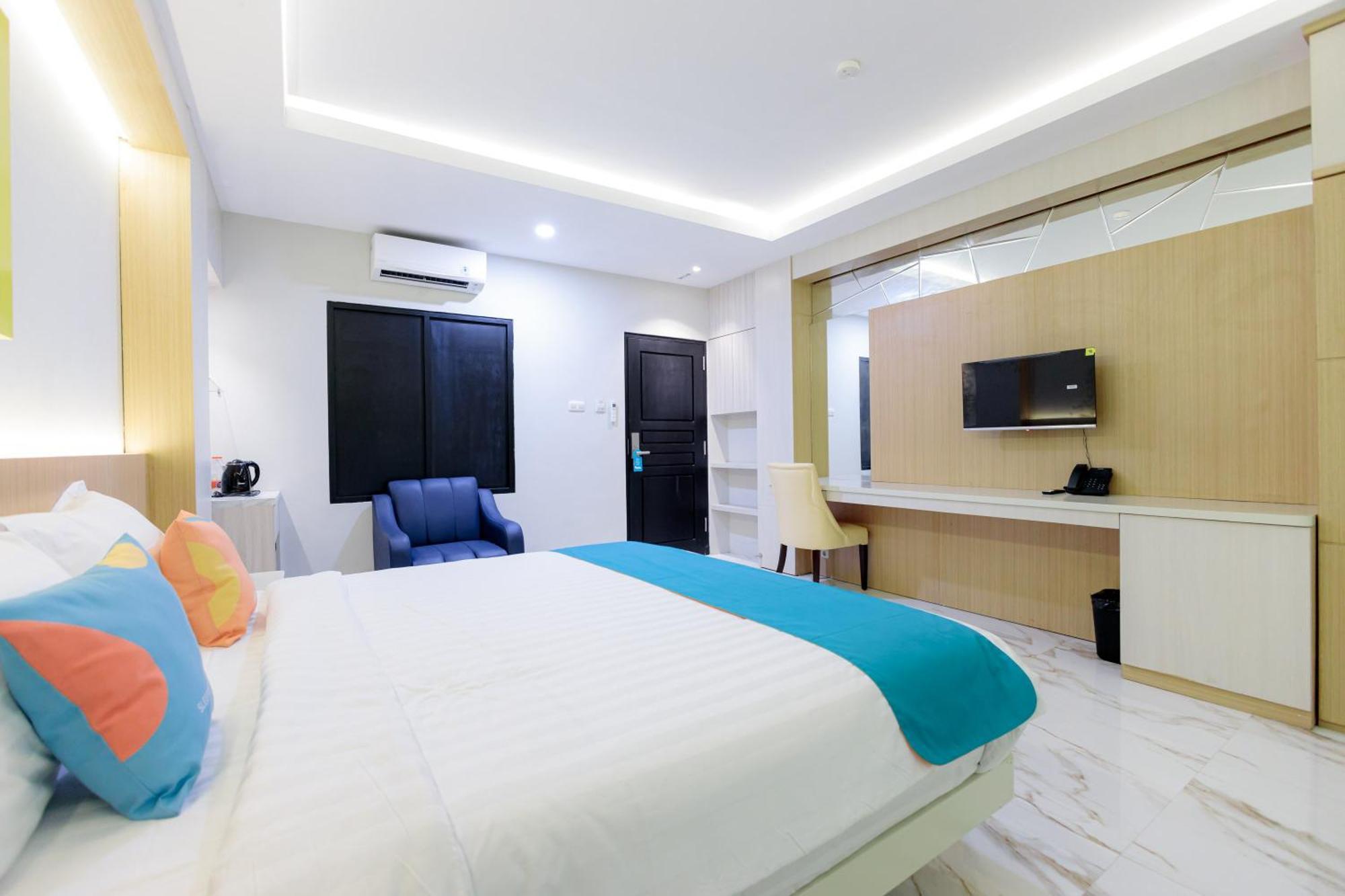 Sans Hotel 88 Andalan Surabaya By Reddoorz Kültér fotó
